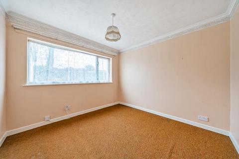 30 Pentrosfa Road, Llandrindod Wells, LD1 5NL