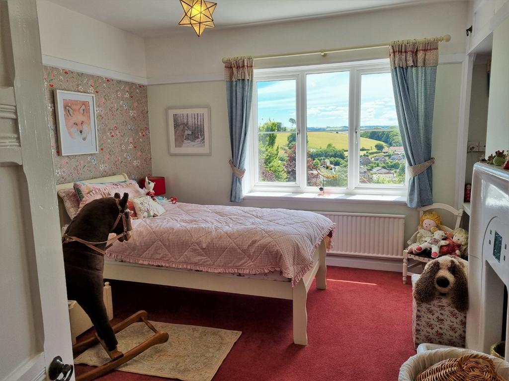 Crediton - Seddons