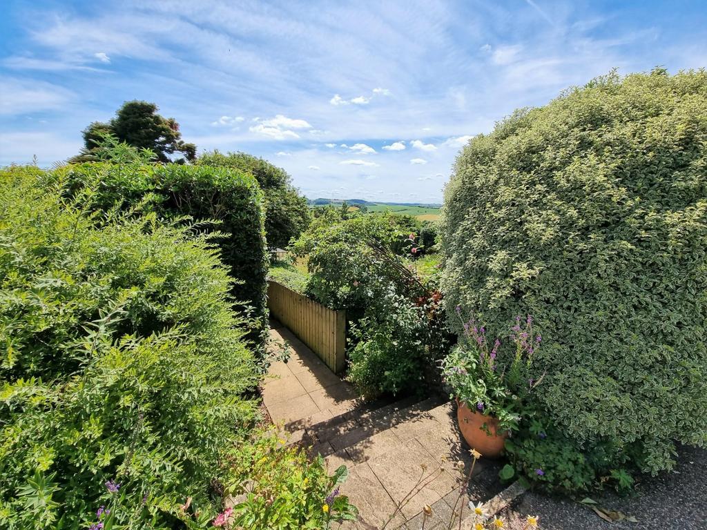 Crediton - Seddons