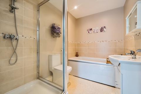 1 Chase Gardens, Waltham Chase, Southampton, SO32 2ES