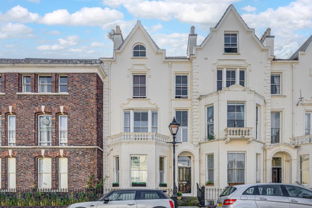 Huskisson Street, Liverpool, L8 3 bed apartment for sale £350,000