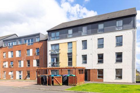 12/4 Ferry Gait Crescent, Edinburgh, EH4 4GR