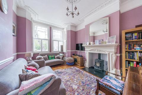 261 Victoria Road, Wood Green, London, N22 7XH