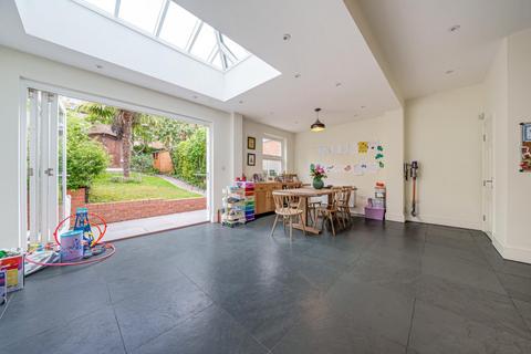 261 Victoria Road, Wood Green, London, N22 7XH