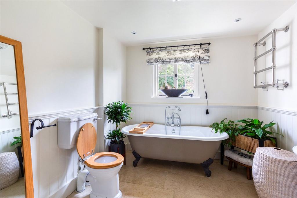 Ground Flr Bathroom