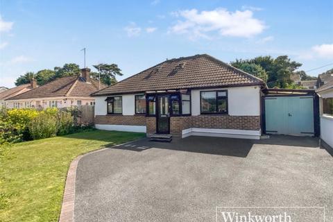 4 bedroom detached house for sale, Kingsway, Ferndown BH22