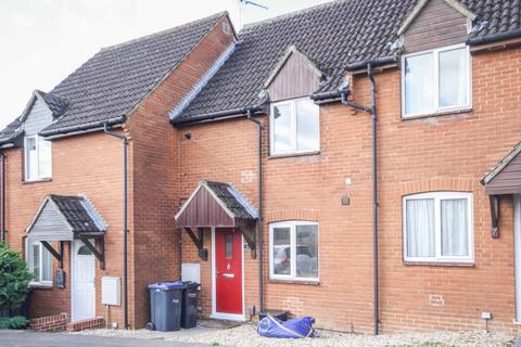 2 bedroom terraced house to rent, High Mead, Royal Wootton Bassett, SN4