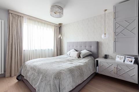 40 Crosier Close, London, SE3 8NT