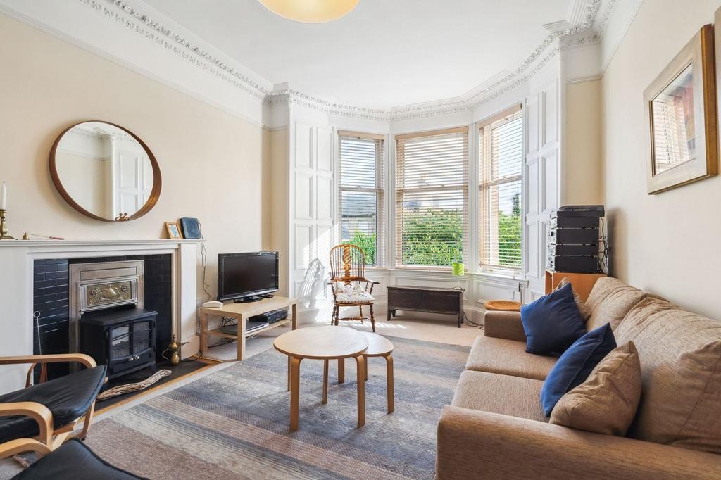 West Savile Terrace, Flat 4, Blackford, Edinburgh, EH9 3DP 2 bed