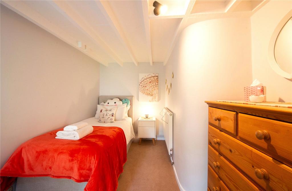 Single Bedroom