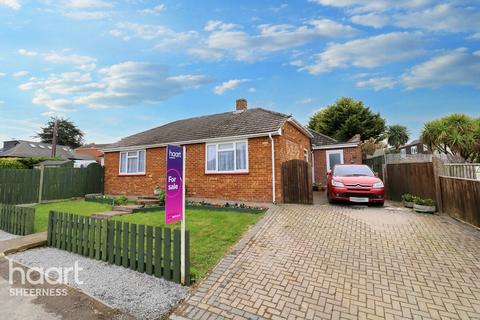 3 bedroom detached bungalow for sale, Scarborough Drive, Minster on Sea