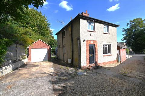 3 bedroom detached house to rent, Packenham Road, Basingstoke, Hampshire, RG21