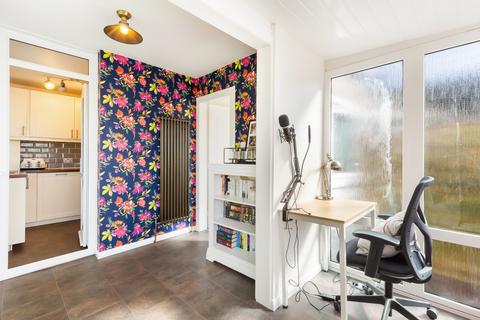 5 Buckstone Way, Edinburgh, EH10 6PN