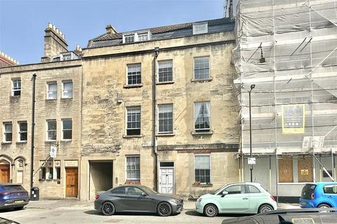 2 bedroom flat for sale - Grove Street, Bath