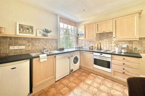 2 bedroom flat for sale - Grove Street, Bath