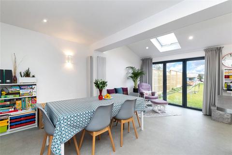 14 Buristead Road, Great Shelford, Cambridge, CB22 5EJ