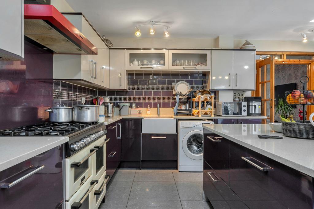 Gladstone Street, Peterborough, PE1 4 bed terraced house for sale £