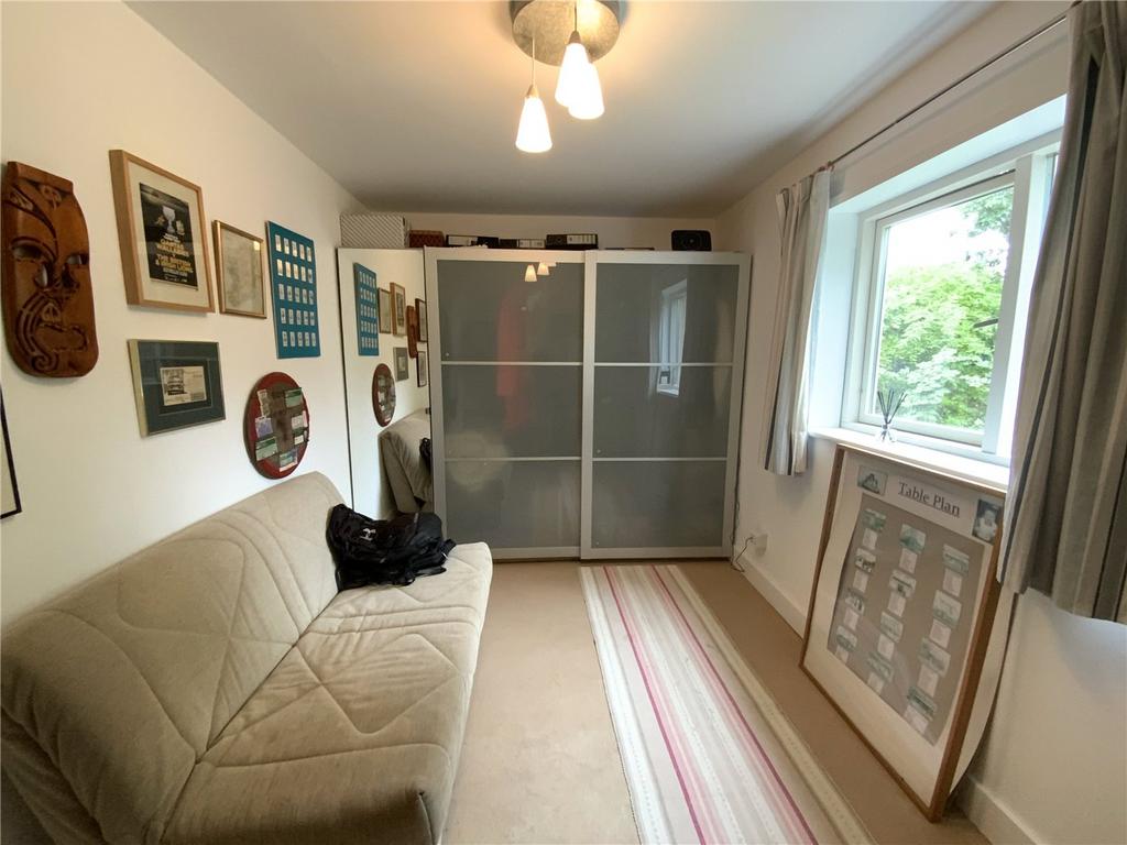 Bedroom/Study