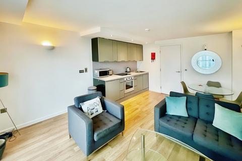 2 bedroom flat to rent, West Point, Wellington Street, Leeds, West Yorkshire, LS1