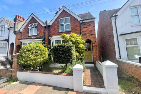 2 bedroom end of terrace house for sale - Hurst Road, Old Town, Eastbourne, East Sussex, BN21