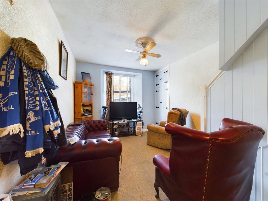 Dual - Living Area