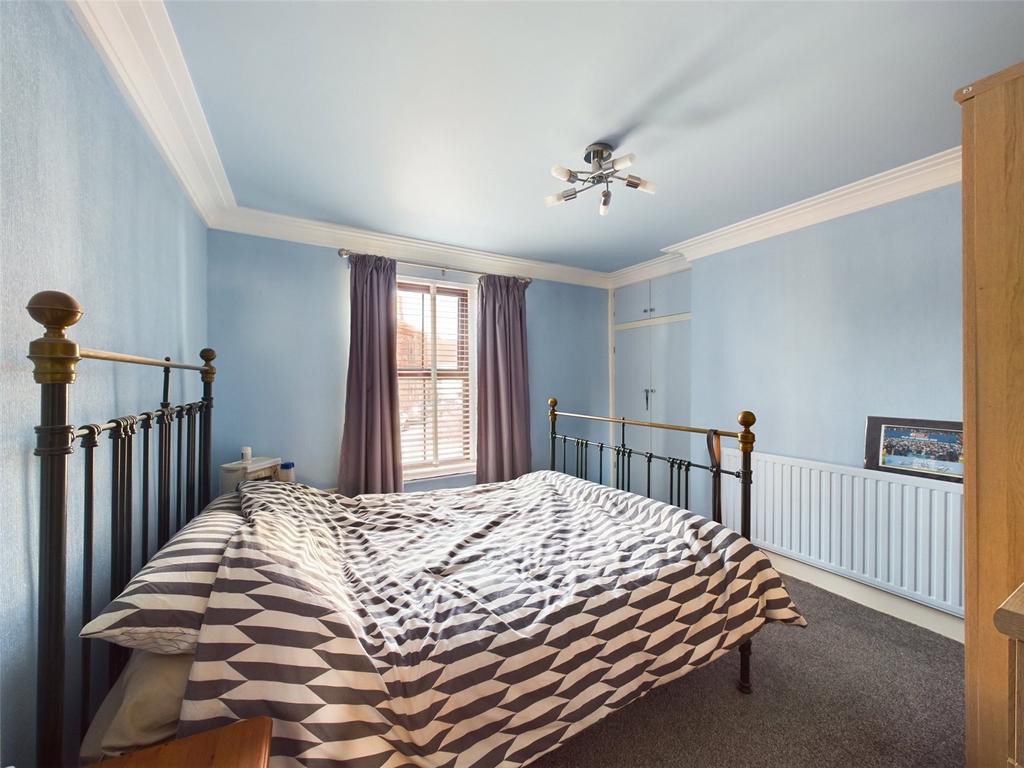 Dual - Bedroom 1