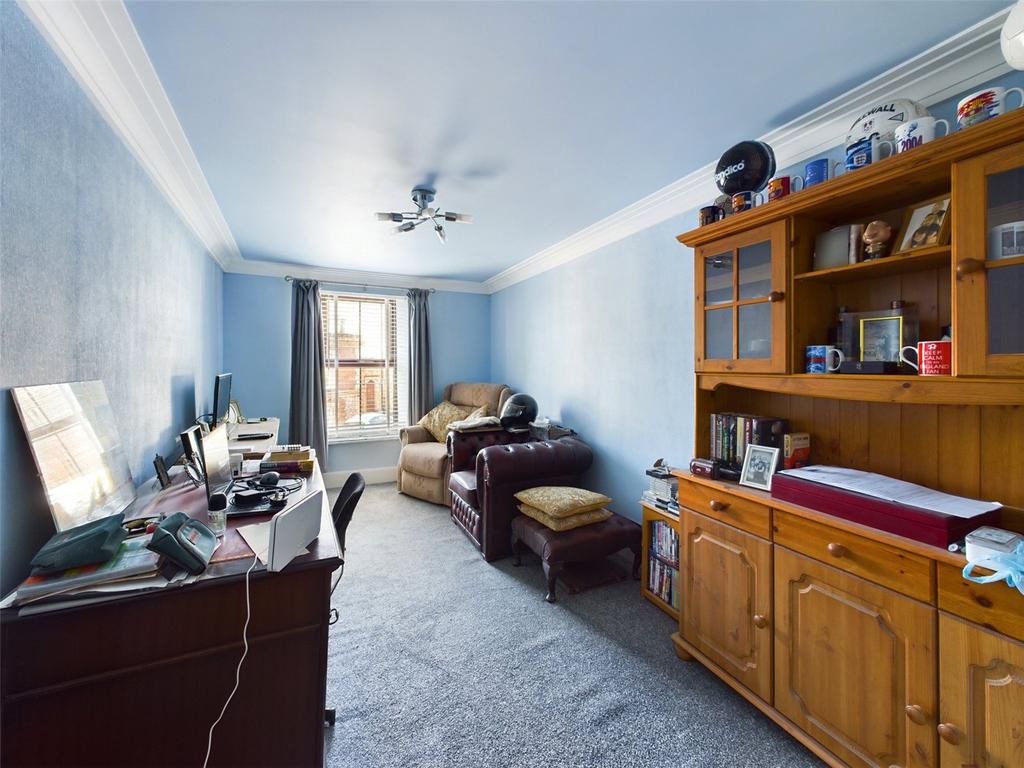 Dual - Living Area