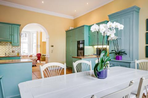 3 bedroom apartment for sale, Clifton Gardens, Little Venice