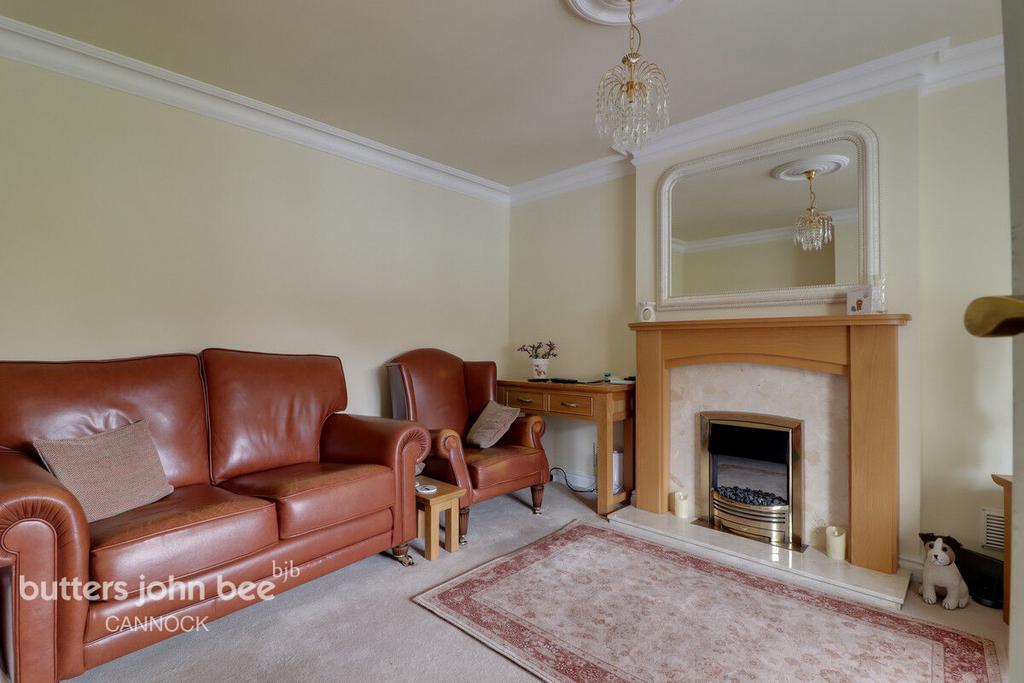Hatherton Croft, Cannock 4 bed detached house for sale £400,000