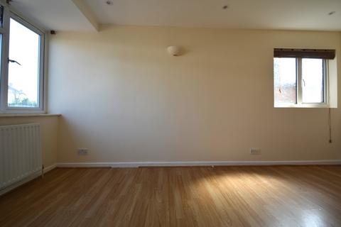 4 bedroom semi-detached house for sale - Chalford Close, West Molesey