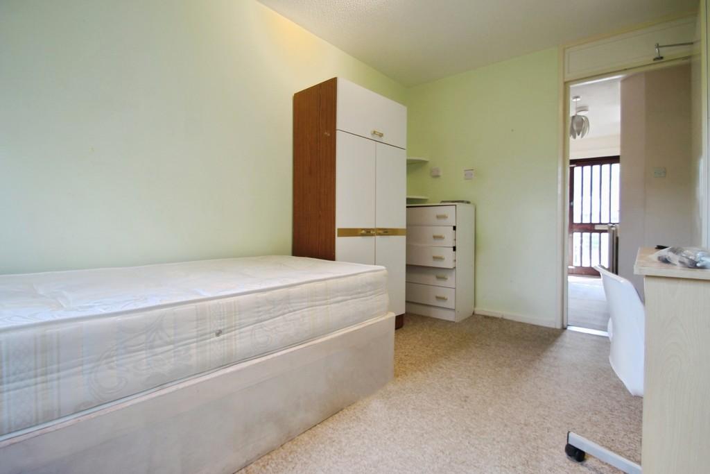 Bedroom 1 - Angle 1