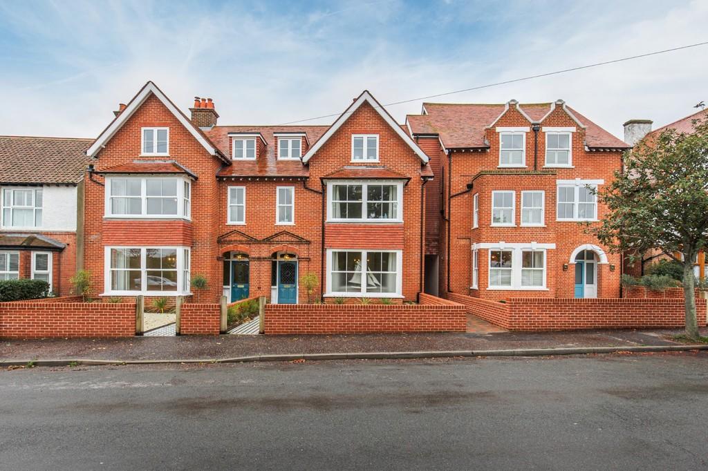 Sheringham 2 bed apartment for sale £395,000