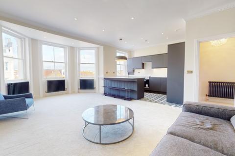 3 bedroom flat to rent, St Aubyns, Hove, BN3