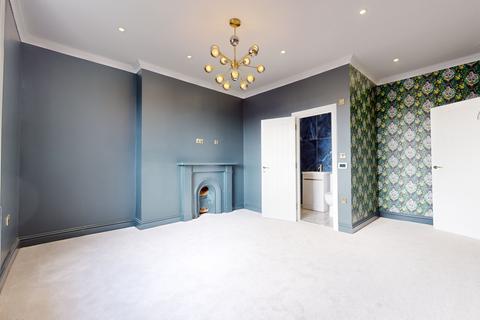 3 bedroom flat to rent, St Aubyns, Hove, BN3
