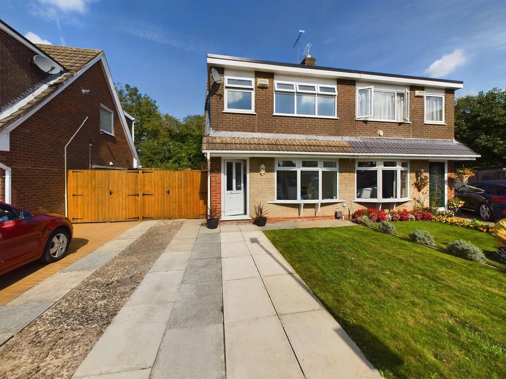 Palmerston Close, Chester 3 bed semidetached house £234,950