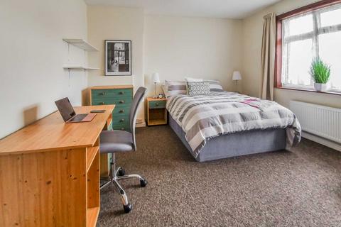 36 Harefield Road, Southampton, SO17 3TH