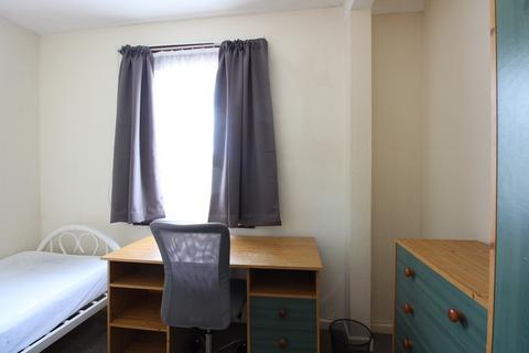 36 Harefield Road, Southampton, SO17 3TH