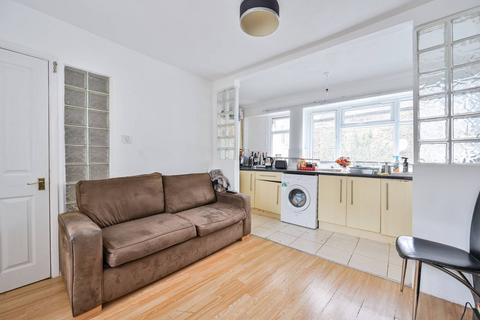 2 bedroom flat for sale, Estreham Road, Streatham Common, London, SW16