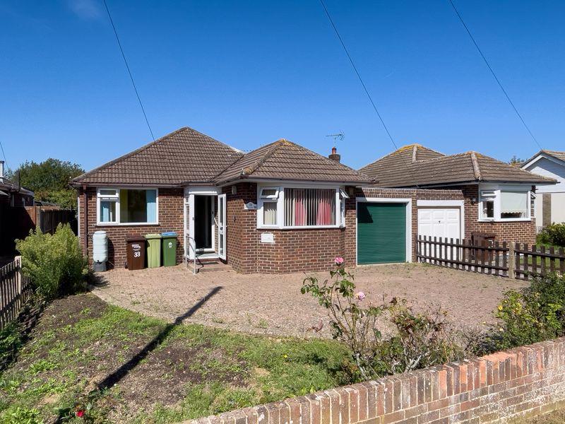Normans Drive, Felpham 2 bed detached bungalow for sale £400,000