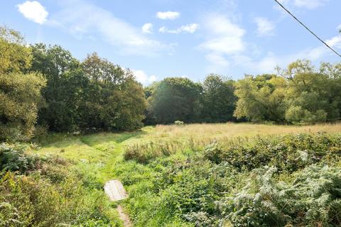 5 Brook Valley, Mid Holmwood, Dorking, RH5 4EZ