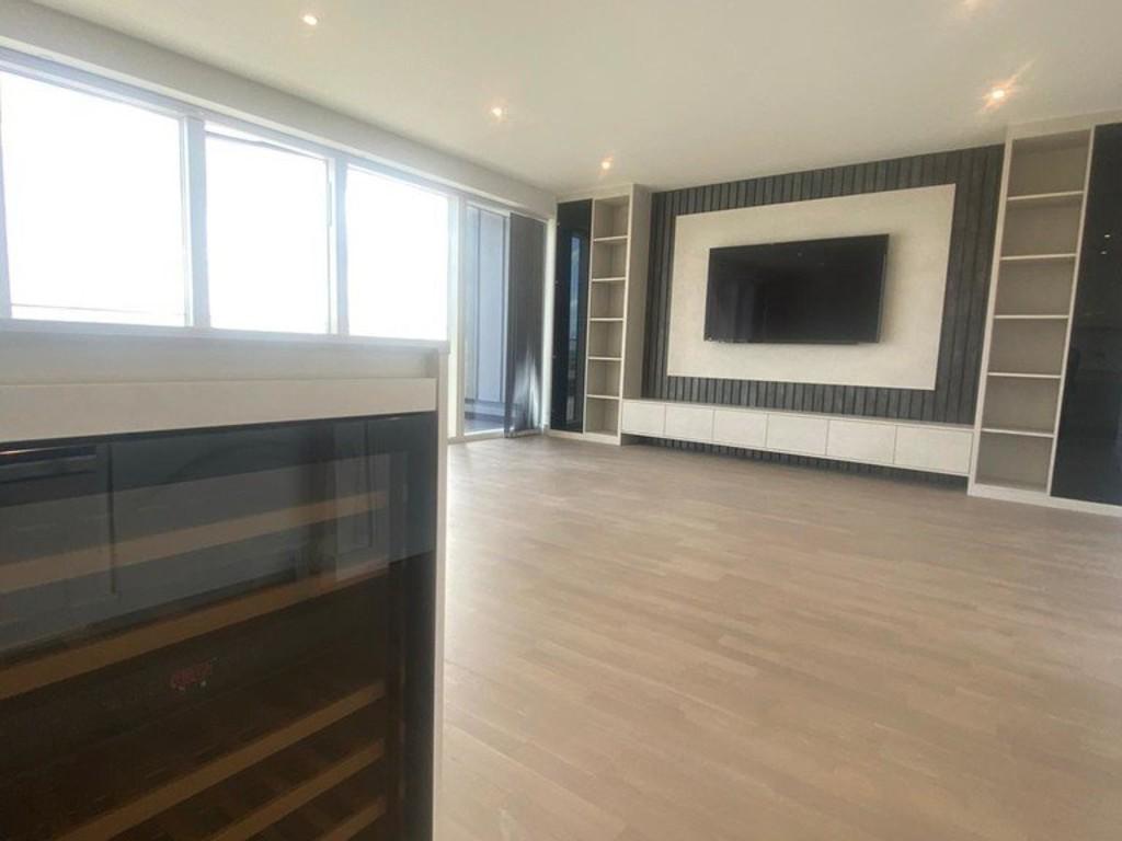 Greenleaf Walk, Southall 3 bed penthouse for sale £720,000