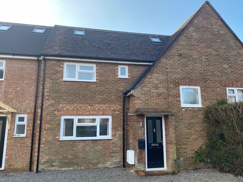 Heathfield Close, Caddington 4 bed terraced house for sale £435,000