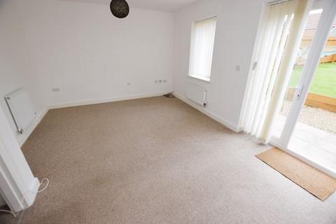 27 Admiral Way, Exeter, EX2 7GA