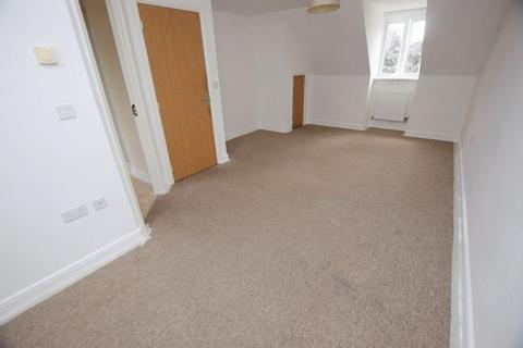 27 Admiral Way, Exeter, EX2 7GA