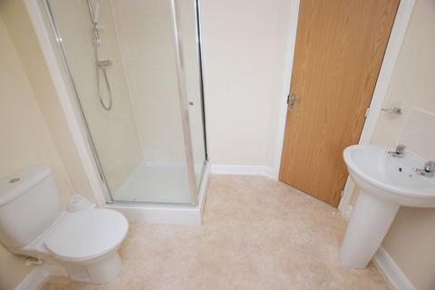 27 Admiral Way, Exeter, EX2 7GA