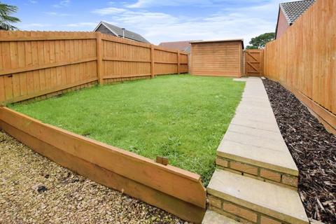 27 Admiral Way, Exeter, EX2 7GA