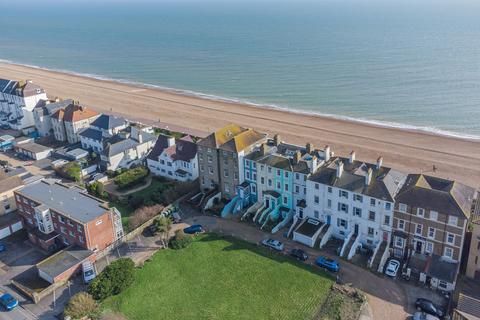 4 bedroom terraced house for sale, Hythe