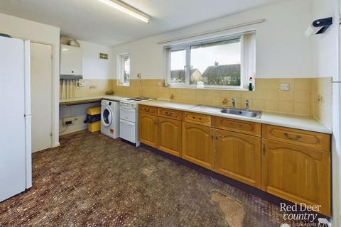 6 Orchard Way, Williton, Taunton, TA4 4SP