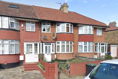 3 bedroom terraced house to rent - Chichester Road, London