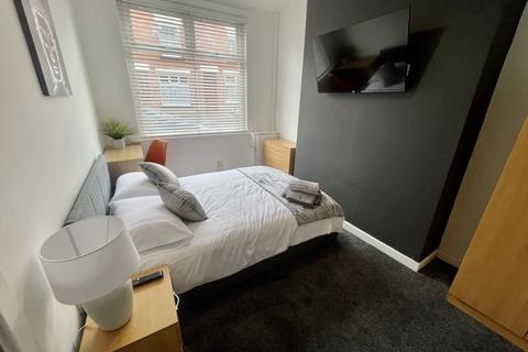 1 bedroom in a house share to rent, Hatfield Road, Halliwell, Bolton, HMO - NEW House Share in Halliwell